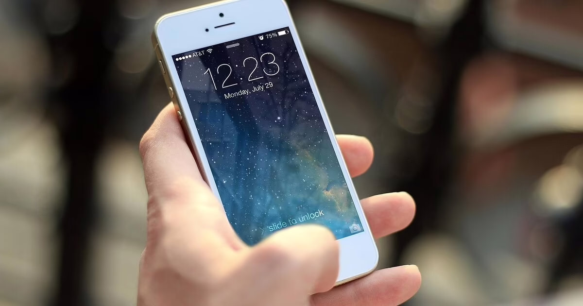 How to Back Up Your iPhone or Android Before a Repair
